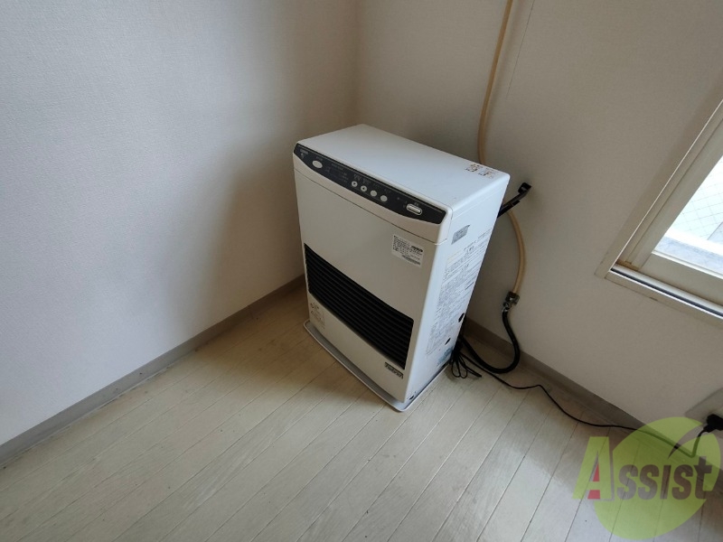その他設備　灯油暖房です。札幌の寒い冬もこれで大丈夫！