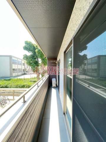 バルコニー　バルコニーがあります