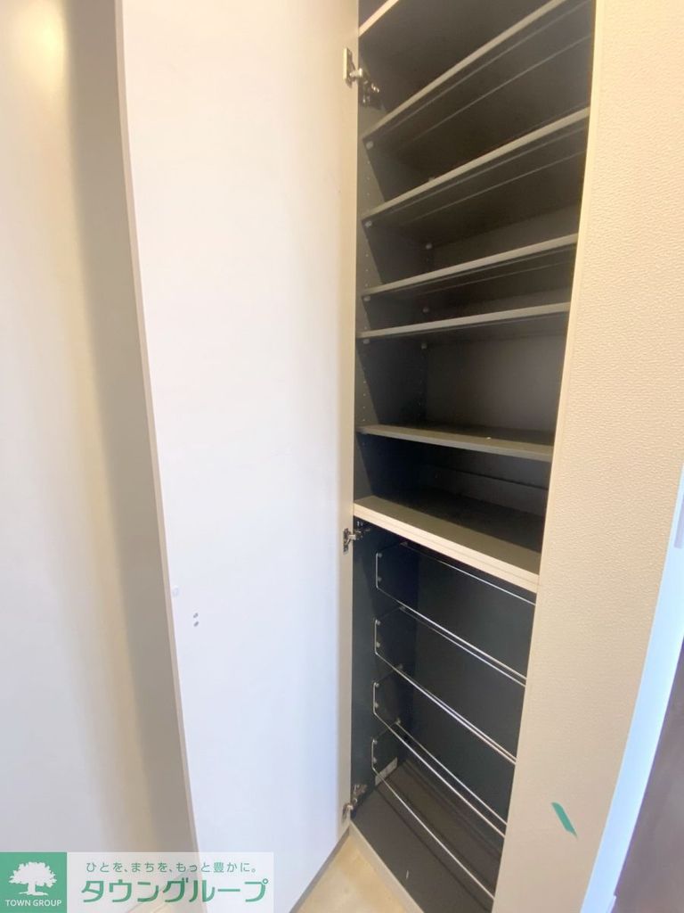 収納　※同建物別部屋の参考写真になります。