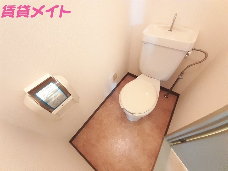 トイレ　同物件別室の写真です