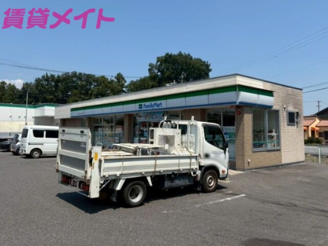 コンビニ　ファミリーマートいなべ大安いしぐれ店（コンビニ）まで577m