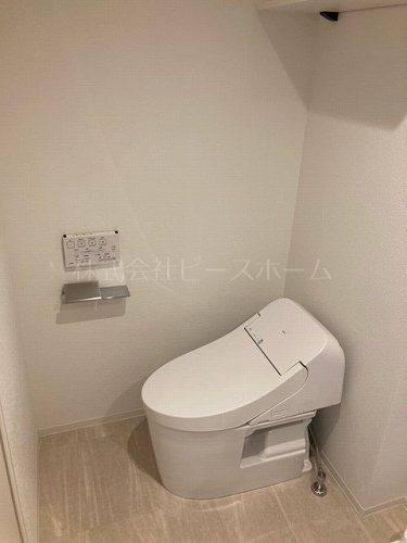 トイレ　※別号室参考写真