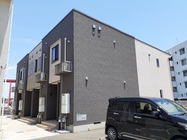 建物外観　建物外観を気になさる方へ、見た目の良い物件です