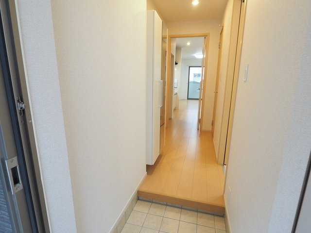 玄関　シンプルで使いやすい玄関です