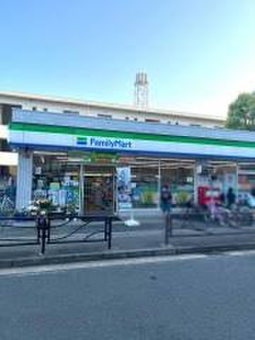コンビニ　ファミリーマート 川崎千年店（コンビニ）まで550m