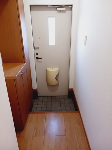 玄関　落ち着いた玄関です