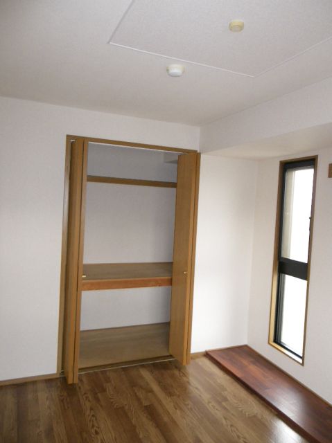 その他部屋・スペース　棚があって使いやすいですね。