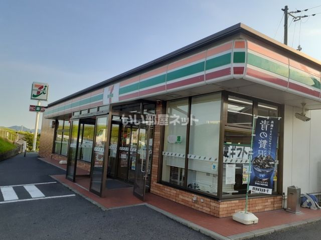 コンビニ　セブン-イレブン 岡山海吉店（コンビニ）まで1295m