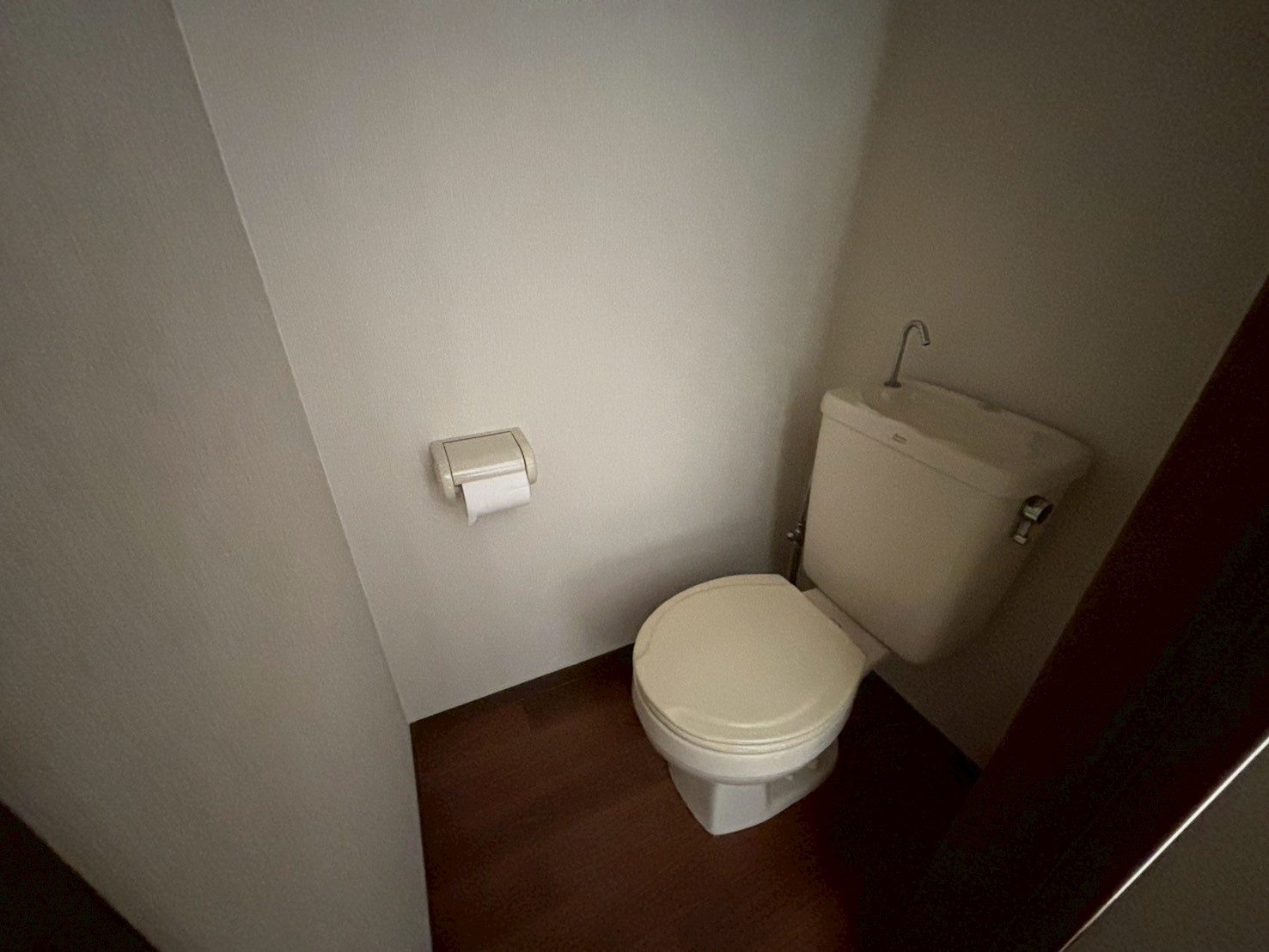 トイレ　※写真は別部屋の写真です。現状優先