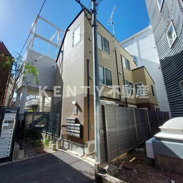 建物外観　落ち着いた雰囲気の外観です