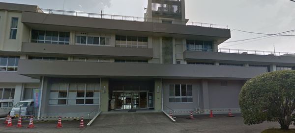 役所　高岡総合支所（役所）まで850m