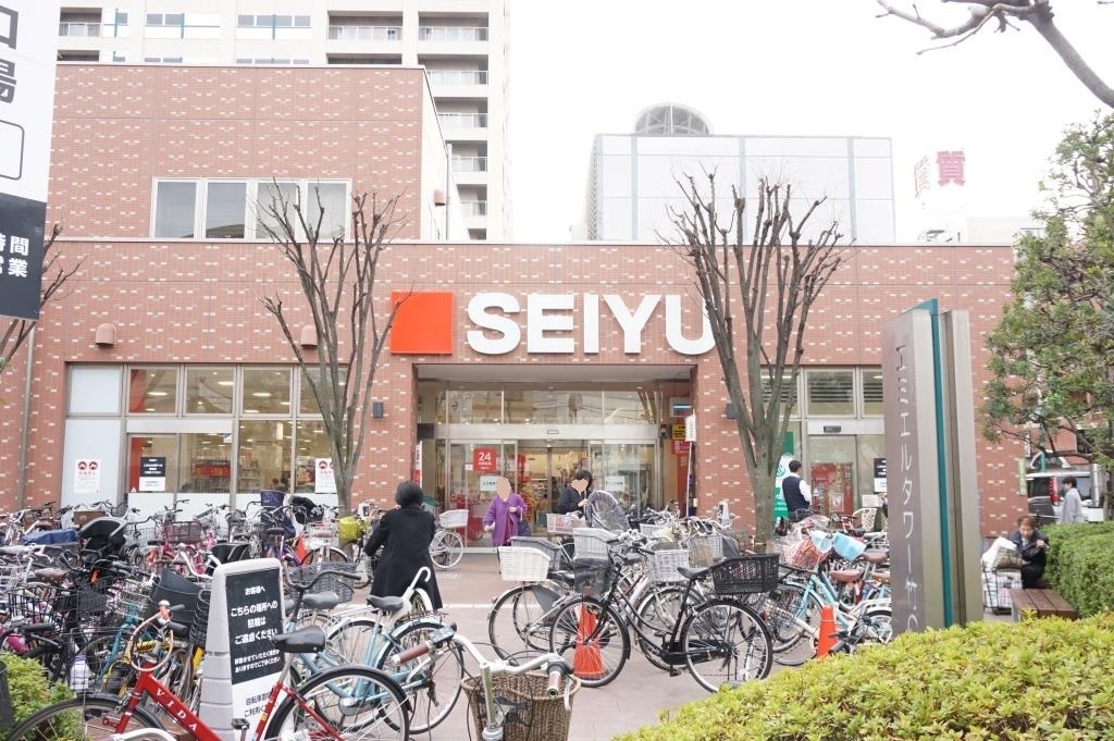 スーパー　西友 竹の塚店（スーパー）まで438m