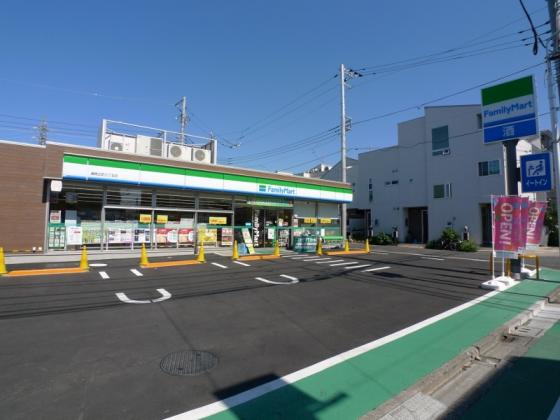 コンビニ　ファミリーマート 練馬北町七丁目店（コンビニ）まで765m