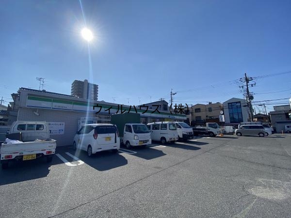 コンビニ　ファミリーマート堺日置荘原寺店（コンビニ）まで830m