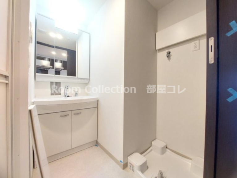 洗面設備　※同物件他部屋写真　反転・色違いの場合有　現状優先