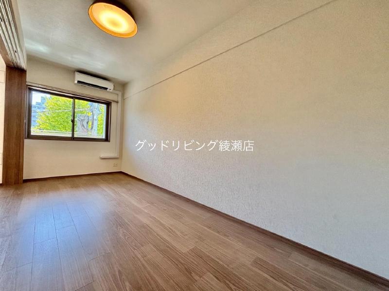 プレジオ北綾瀬ASIANの内装写真