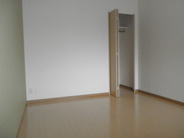 居室・リビング　※別部屋参考写真