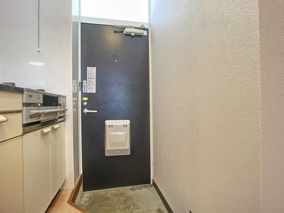 玄関　※別部屋の写真です