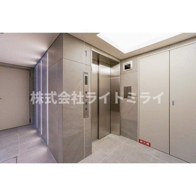その他　エレベーター?