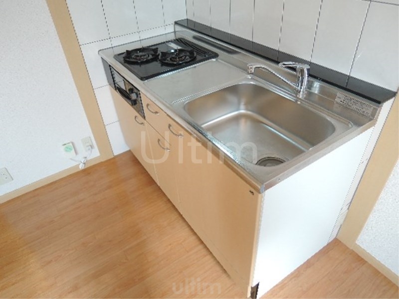 キッチン　※別のお部屋の写真です