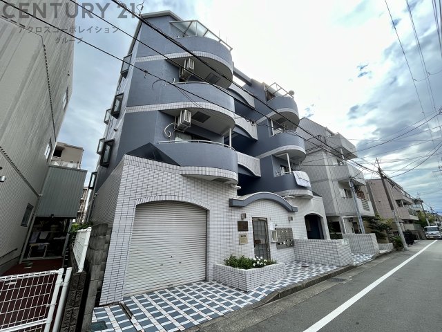 建物外観　オートロック付きで安心です♪