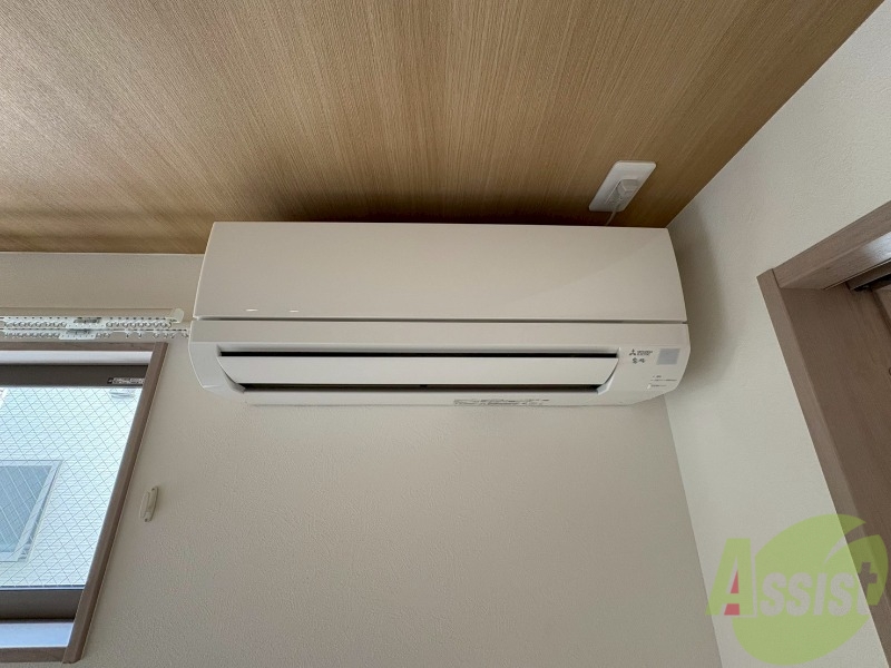 その他設備　こちらはエアコンになります。快適にお過ごし出来ますね。
