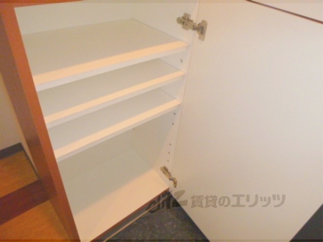 収納　下駄箱