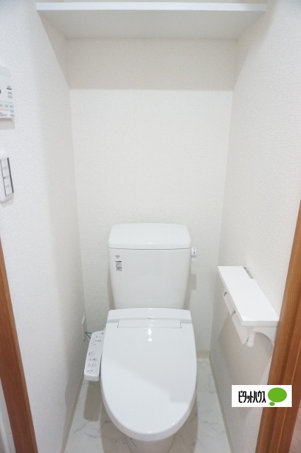 トイレ　写真は同建物別室※別タイプ