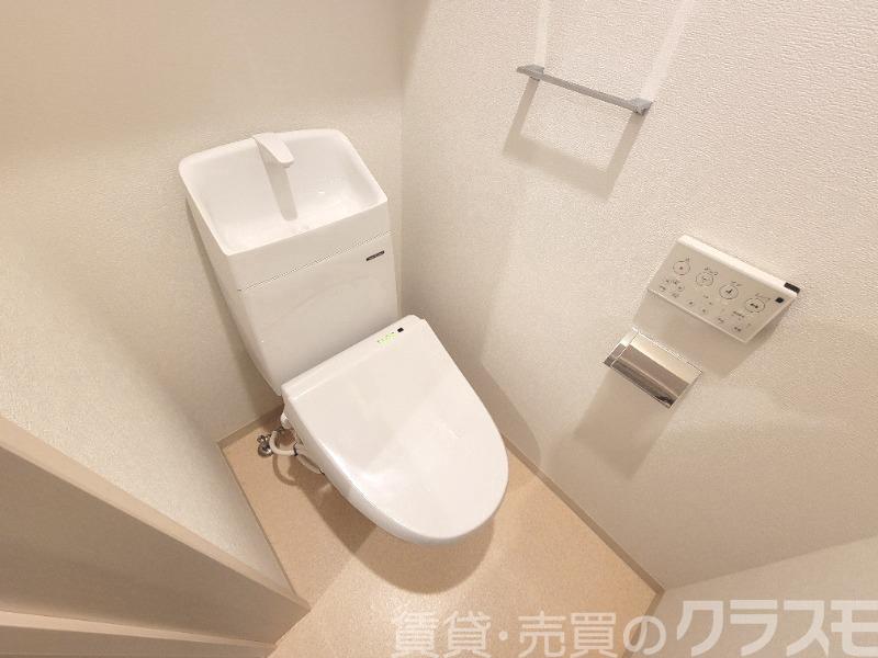 トイレ　ウォシュレット＆ウォームレット