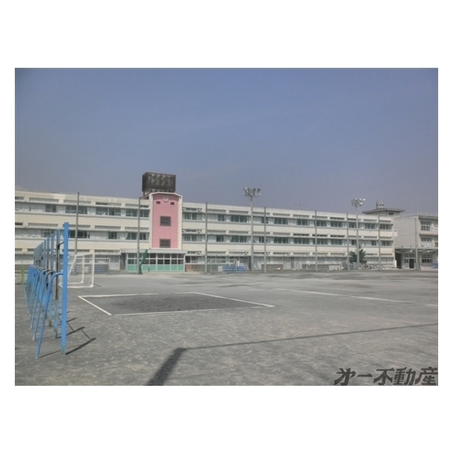 小学校　静岡市立竜南小学校（小学校）まで550m