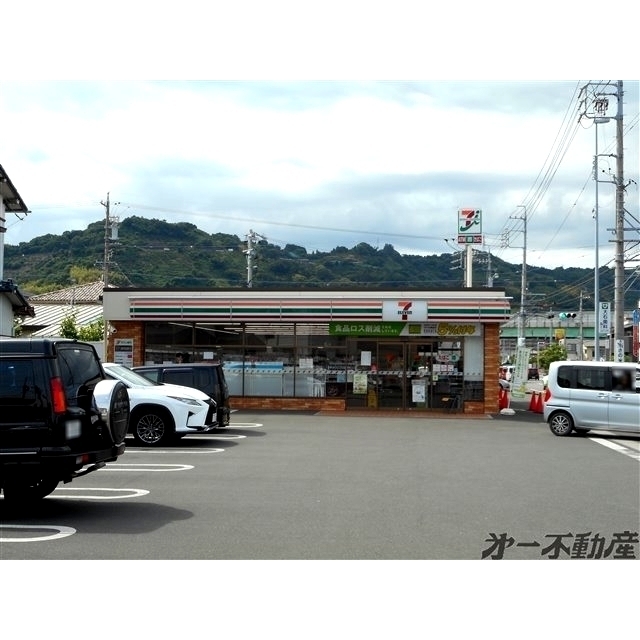 コンビニ　セブンイレブン静岡北安東４丁目店（コンビニ）まで450m