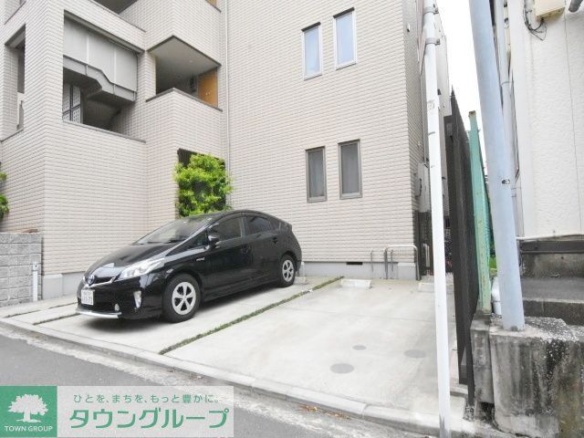 駐車場　★★駐車場★★