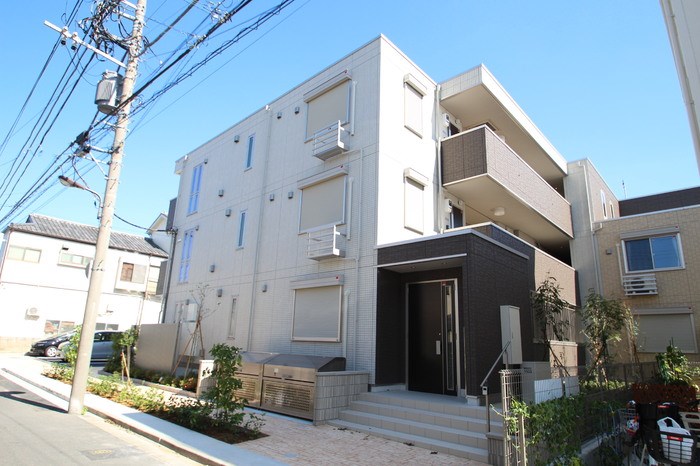 建物外観　SECOMのセキュリティシステム搭載♪