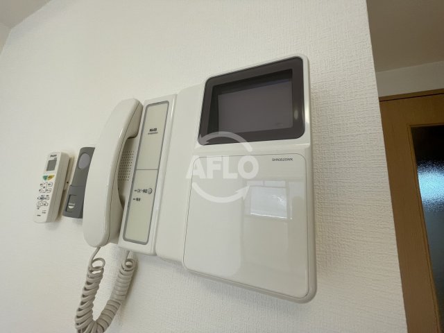 収納　ミア・カーサあわざ　テレビ付きモニターホン