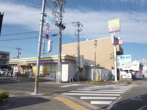 コンビニ　ミニストップ（コンビニ）まで452m
