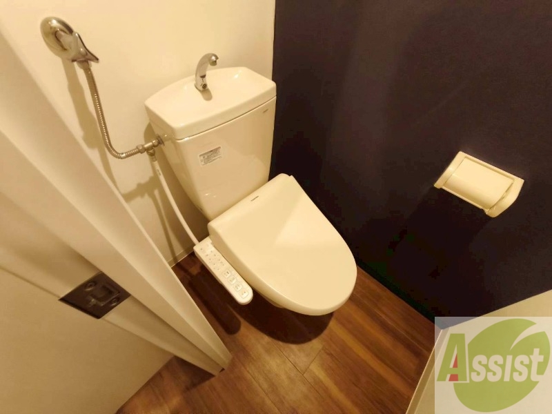 トイレ　トイレです。お洒落なクロスが使われていました！