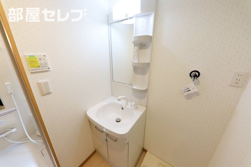 洗面設備　１０１号室写真