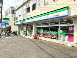 コンビニ　ファミリーマート ひばりヶ丘駅北店（コンビニ）まで361m