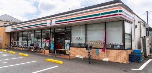 コンビニ　セブンイレブン 世田谷北烏山8丁目店（コンビニ）まで452m