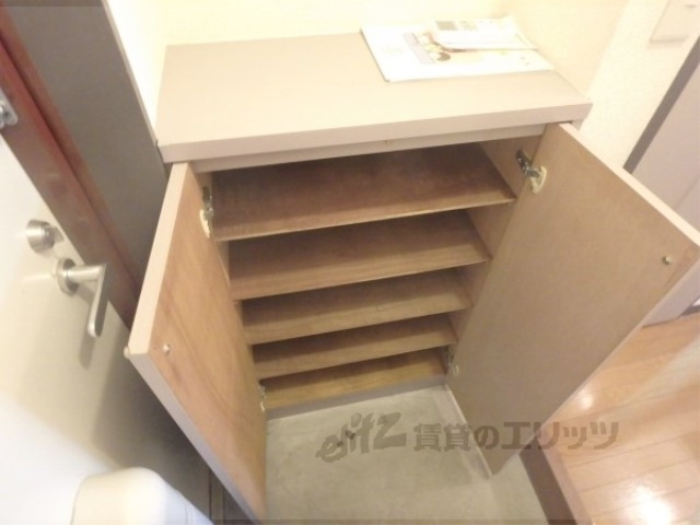収納　下駄箱