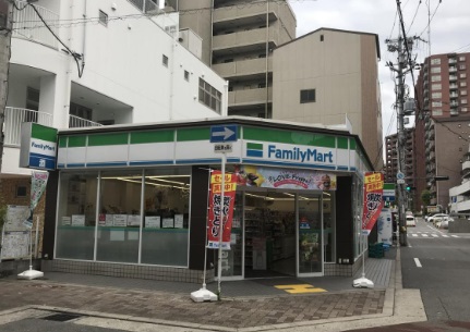コンビニ　ファミリーマート 阪急三国駅西店（コンビニ）まで549m