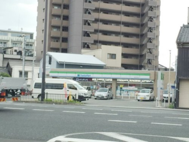 コンビニ　ファミリーマート東住吉杭全店（コンビニ）まで505m