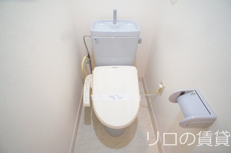 トイレ　別部屋写真