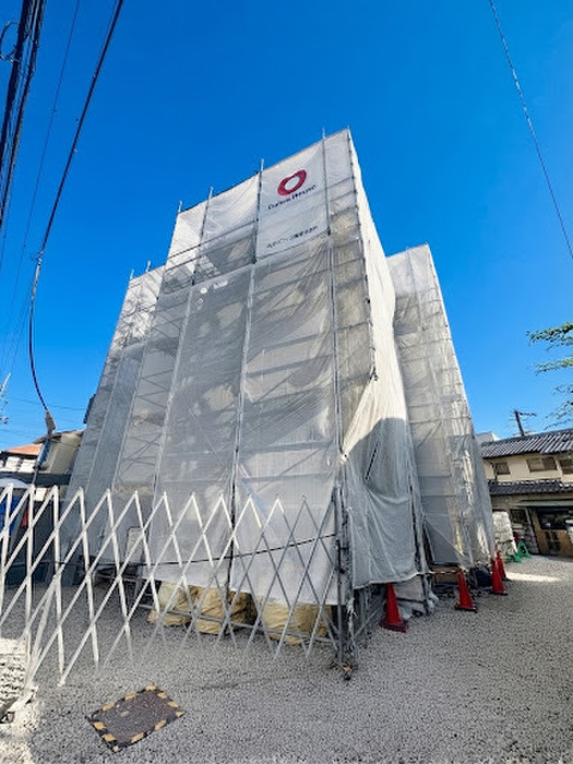 建物外観　建築中