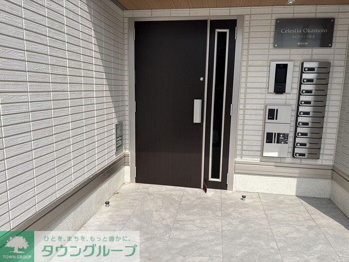 エントランス　★お問い合わせはタウンハウジング祖師ヶ谷大蔵店まで★