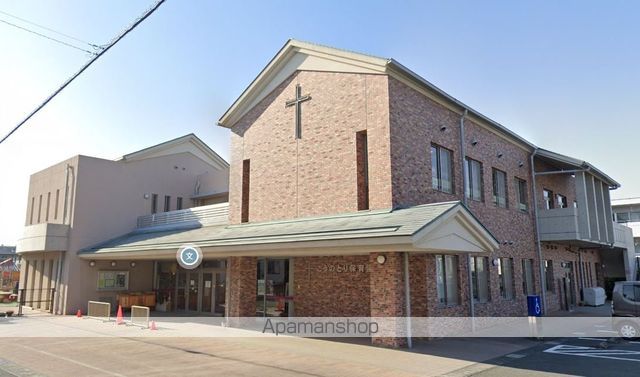 幼稚園・保育園　こうのとり保育園（幼稚園・保育園）まで407m
