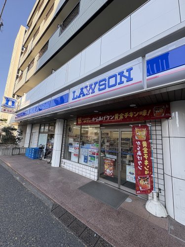 コンビニ　ローソン 志茂三丁目店（コンビニ）まで618m