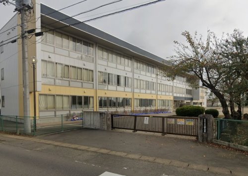 小学校　かすみがうら市立下稲吉小学校（小学校）まで1626m