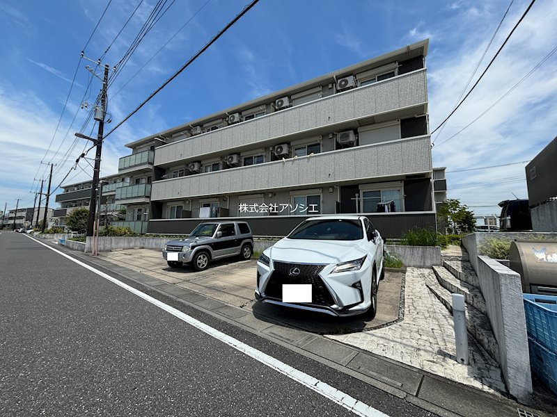 建物外観　ヘリオス吉川美南のお問合せは、アソシエ住まいの窓口へ。