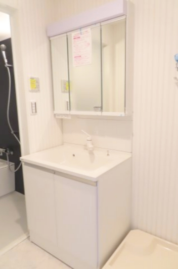 洗面設備　同物件別部屋